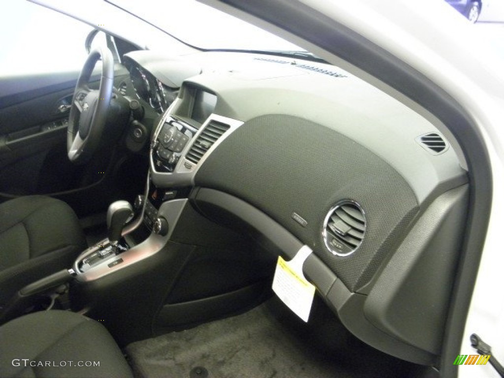 2013 Cruze LT/RS - Summit White / Jet Black photo #7