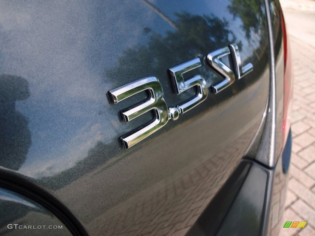 2006 Nissan Maxima 3.5 SL Marks and Logos Photos