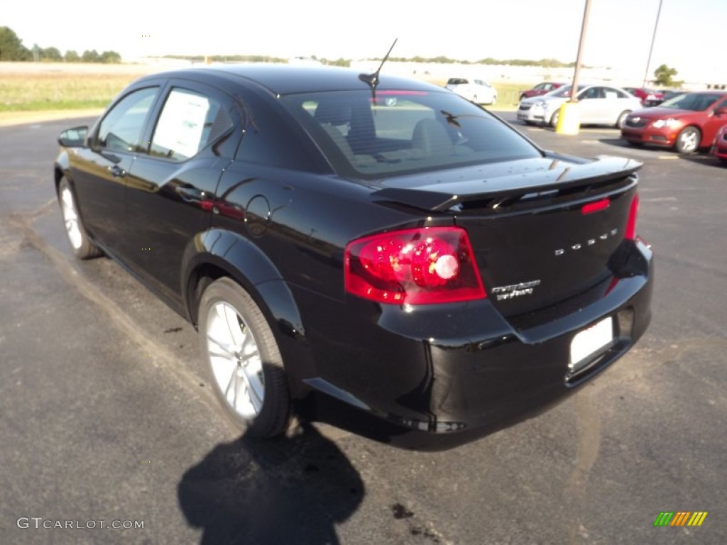 2013 Avenger SE V6 - Black / Black photo #7