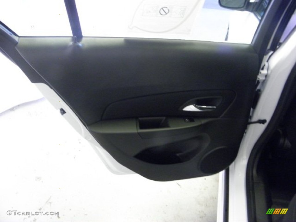 2013 Cruze LT/RS - Summit White / Jet Black photo #11
