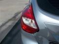 Ingot Silver - Focus SE Hatchback Photo No. 7