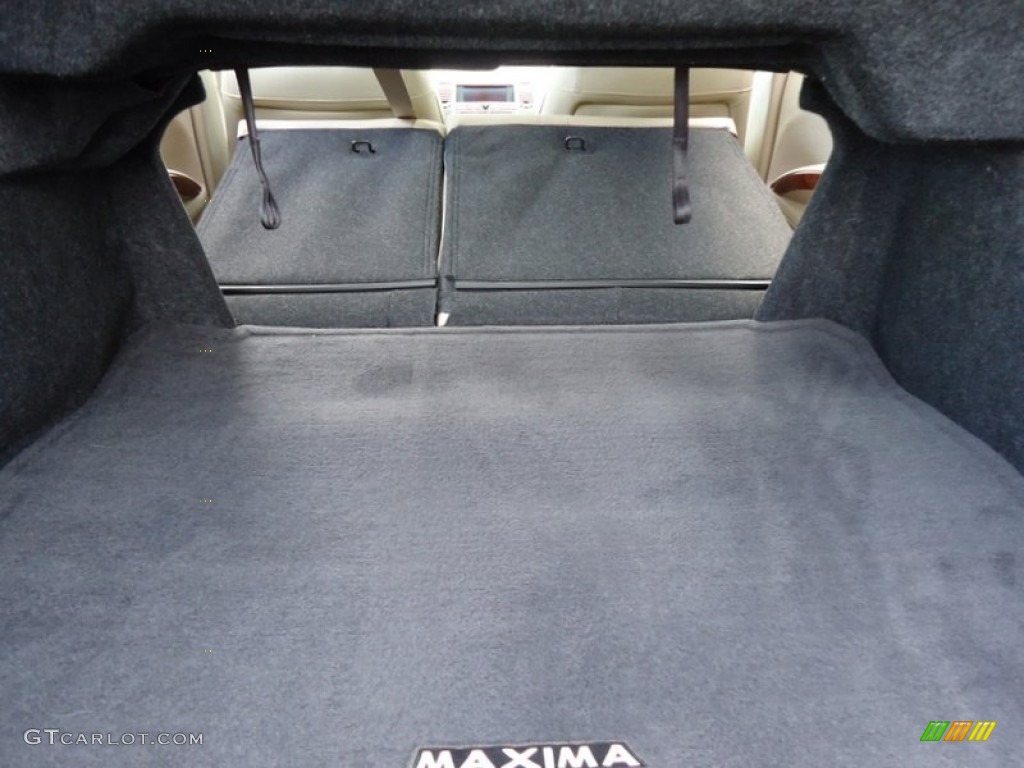 2006 Nissan Maxima 3.5 SL Trunk Photos