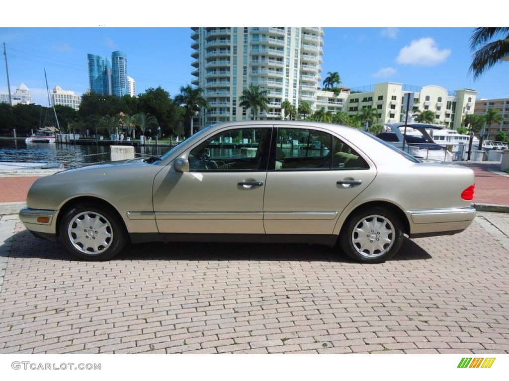Smoke Silver Metallic 1999 Mercedes-Benz E 320 Sedan Exterior Photo #72438480