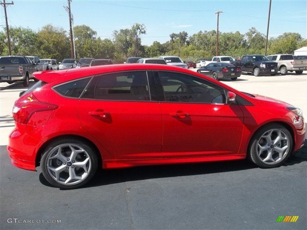 Race Red 2013 Ford Focus ST Hatchback Exterior Photo #72439450