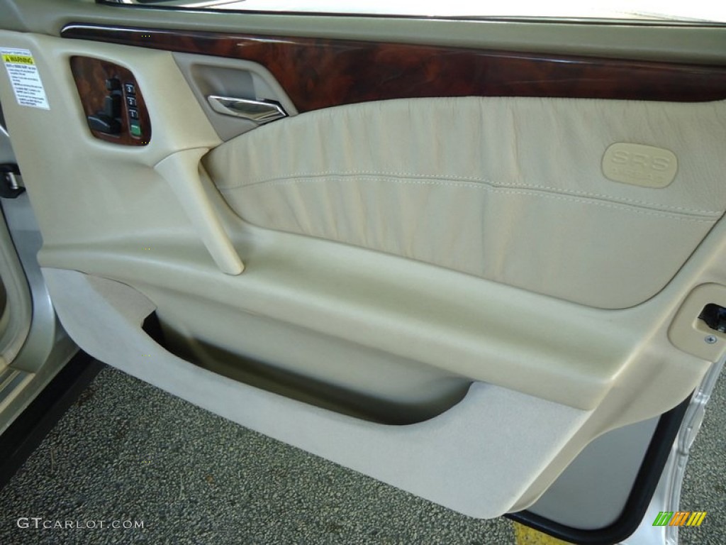 1999 Mercedes-Benz E 320 Sedan Door Panel Photos