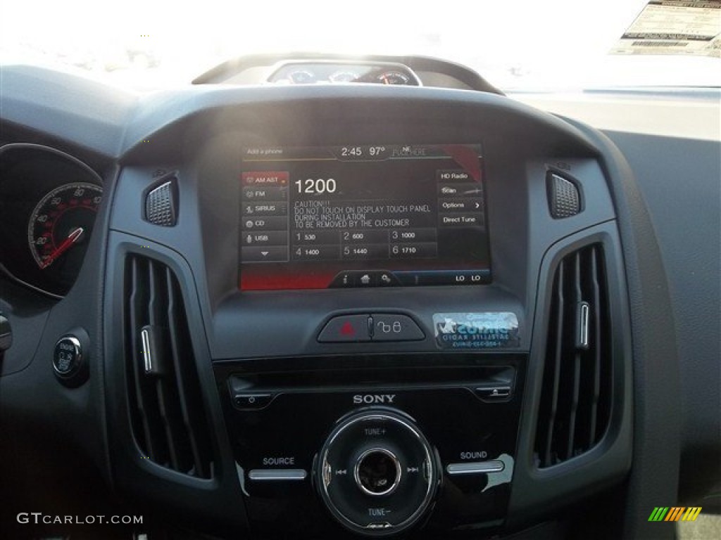 2013 Ford Focus ST Hatchback Controls Photo #72439982