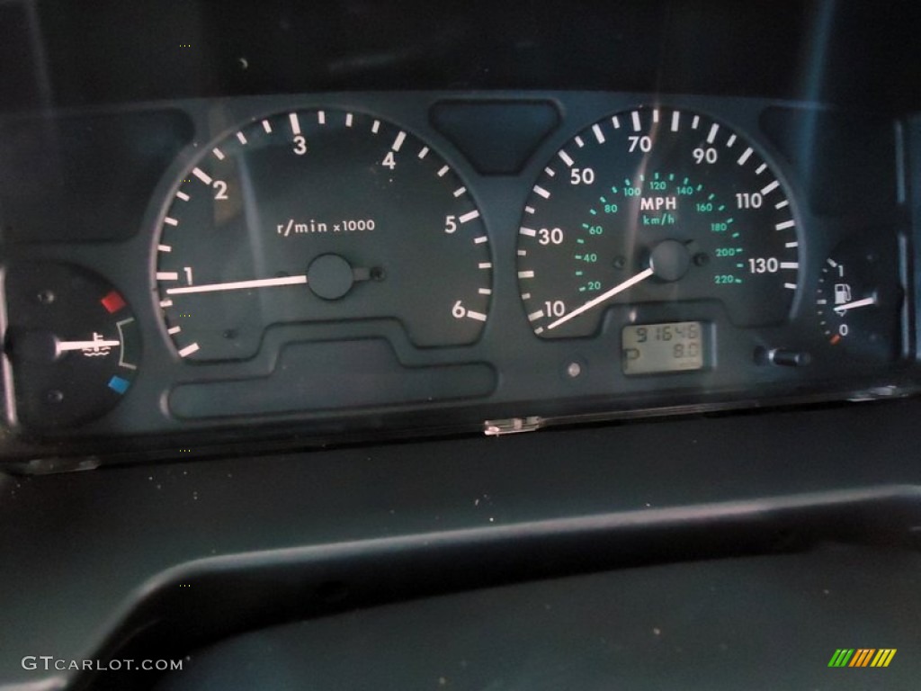 2002 Land Rover Discovery II Series II SD Gauges Photo #72440754