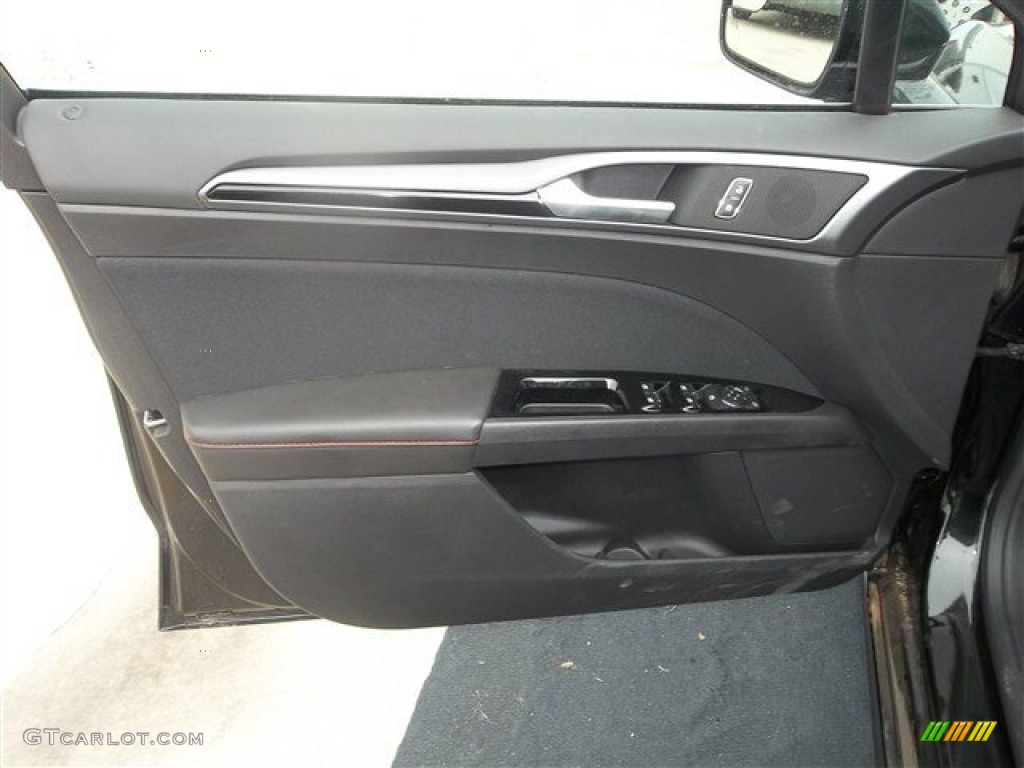 2013 Ford Fusion SE 1.6 EcoBoost SE Appearance Package Charcoal Black/Red Stitching Door Panel Photo #72441806