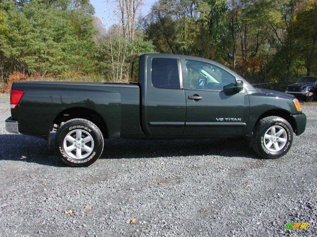 2008 Titan SE King Cab 4x4 - Timberline Green / Charcoal photo #12