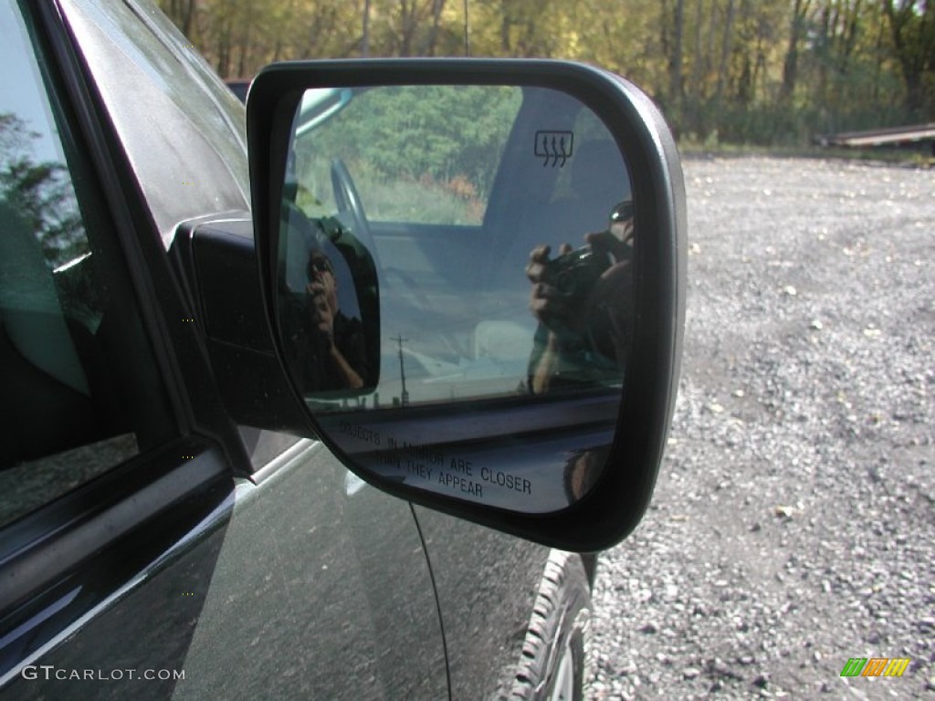 2008 Titan SE King Cab 4x4 - Timberline Green / Charcoal photo #22