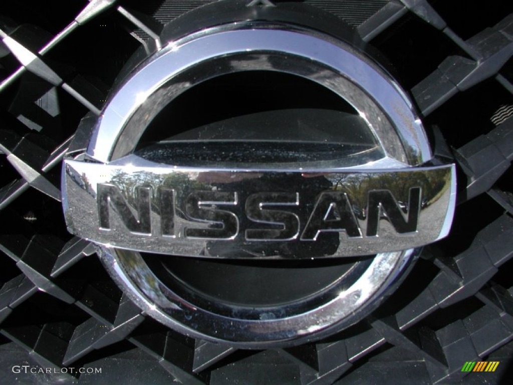 2008 Titan SE King Cab 4x4 - Timberline Green / Charcoal photo #25