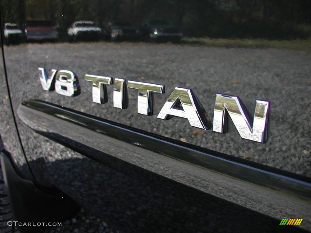 2008 Titan SE King Cab 4x4 - Timberline Green / Charcoal photo #31