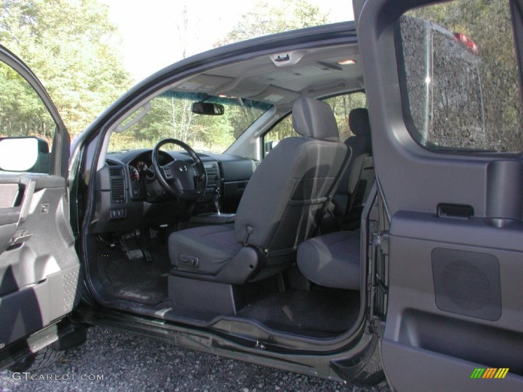 2008 Titan SE King Cab 4x4 - Timberline Green / Charcoal photo #37