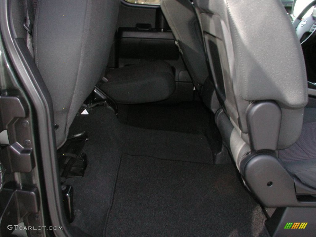 2008 Titan SE King Cab 4x4 - Timberline Green / Charcoal photo #50
