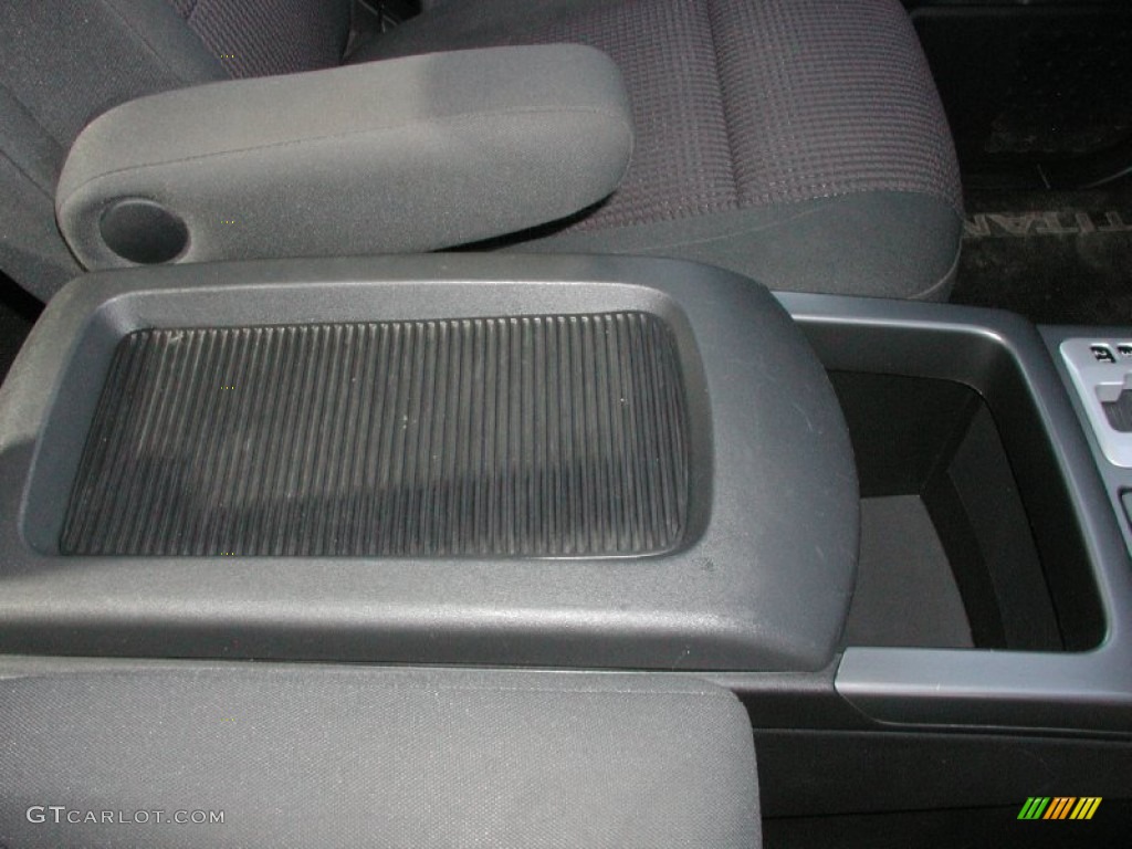 2008 Titan SE King Cab 4x4 - Timberline Green / Charcoal photo #53