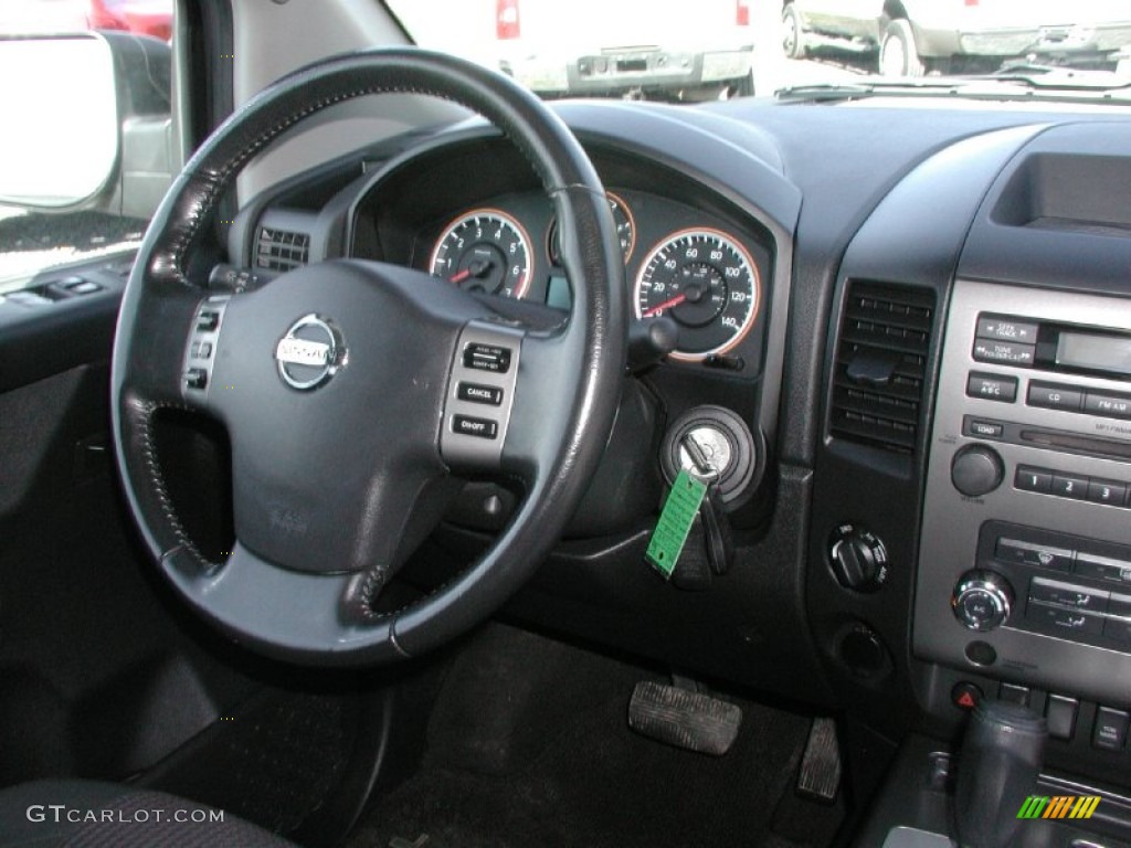 2008 Titan SE King Cab 4x4 - Timberline Green / Charcoal photo #54