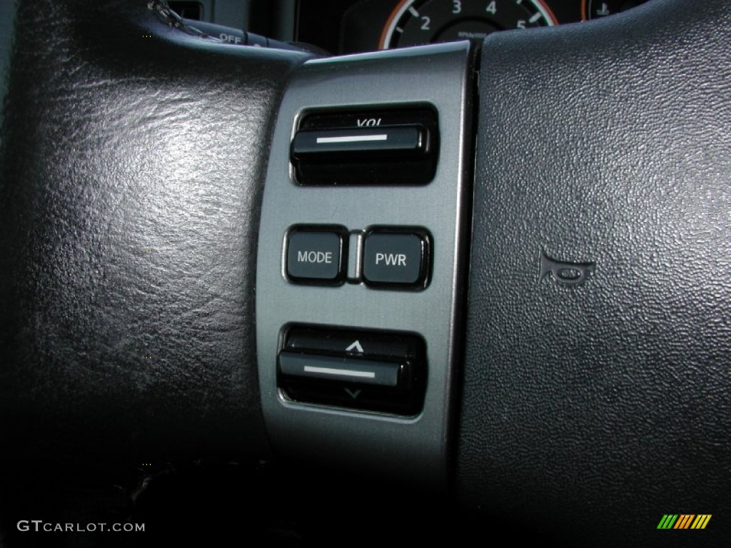 2008 Titan SE King Cab 4x4 - Timberline Green / Charcoal photo #63