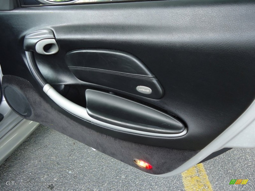 2000 Porsche Boxster S Door Panel Photos