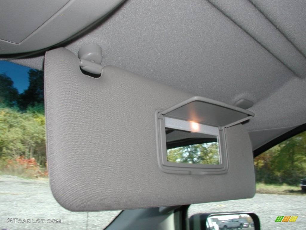 2008 Titan SE King Cab 4x4 - Timberline Green / Charcoal photo #80