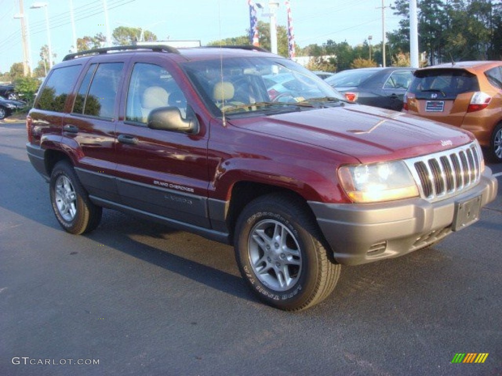 2002 Grand Cherokee Laredo - Dark Garnet Red Pearlcoat / Sandstone photo #2