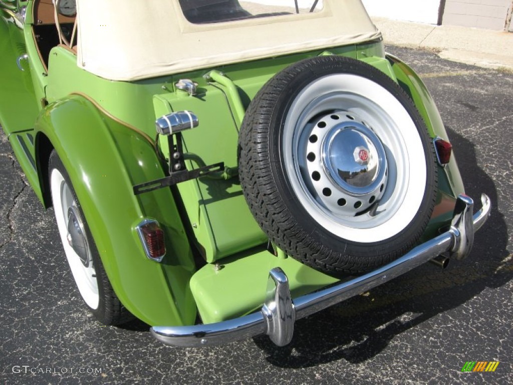 Two-Tone Green 1952 MG TD Roadster Exterior Photo #72448760