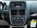 Stone White - Grand Caravan SE Photo No. 6