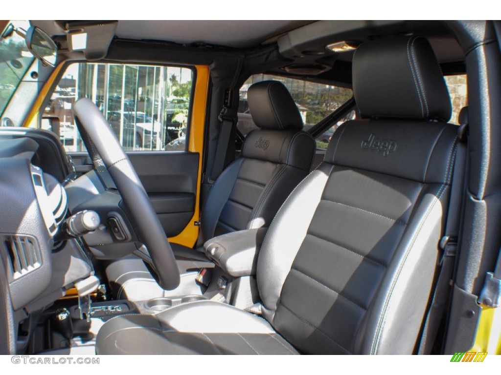 2012 Wrangler Sahara 4x4 - Dozer Yellow / Black photo #12