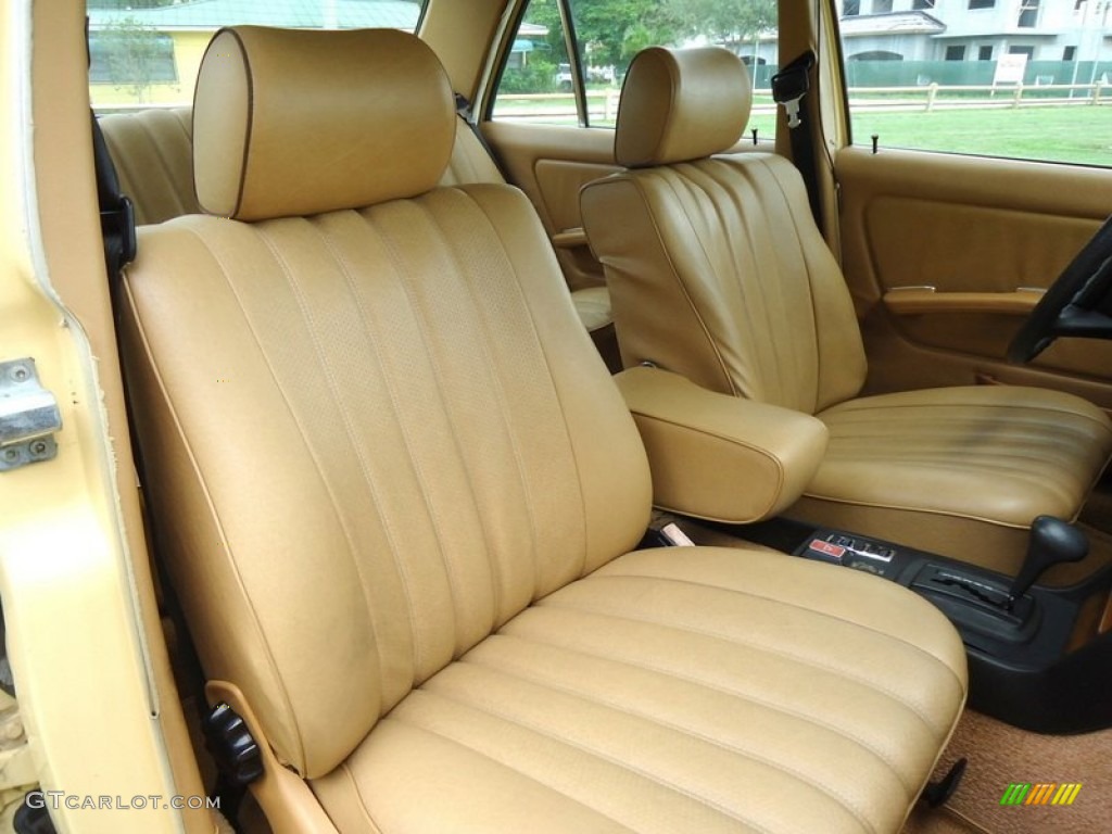 Tan Interior 1981 Mercedes-Benz E Class 300 D Sedan Photo #72452236