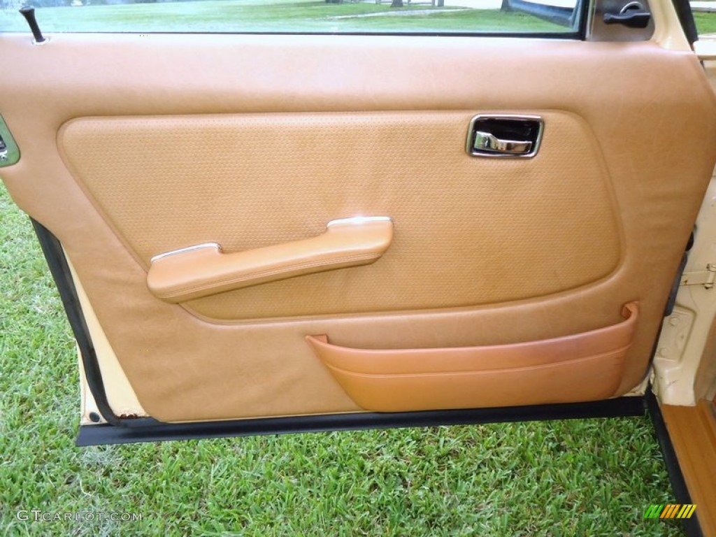 1981 Mercedes-Benz E Class 300 D Sedan Tan Door Panel Photo #72452575