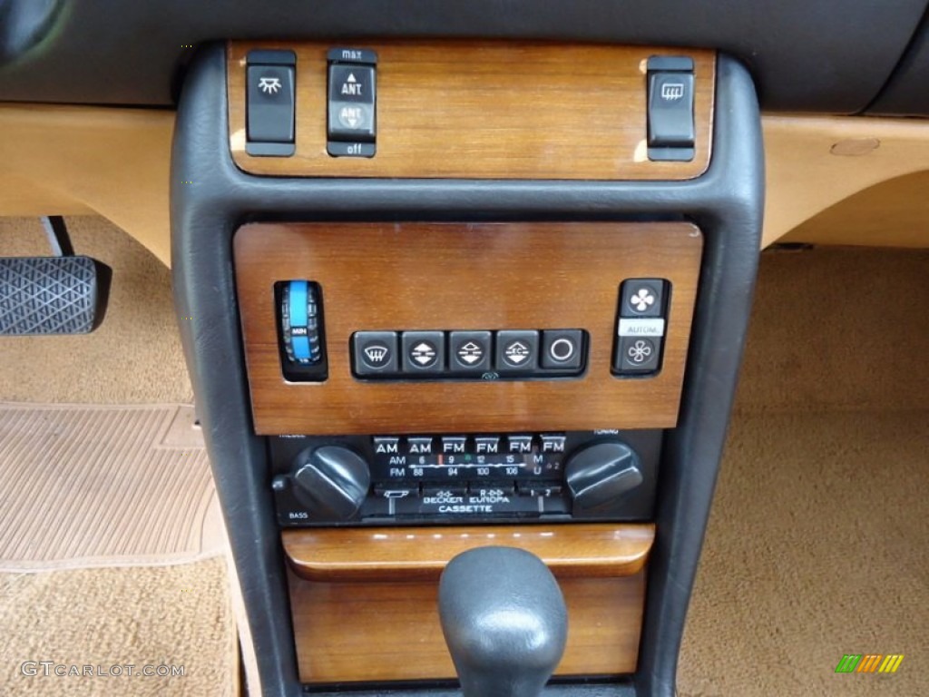 1981 Mercedes-Benz E Class 300 D Sedan Controls Photos