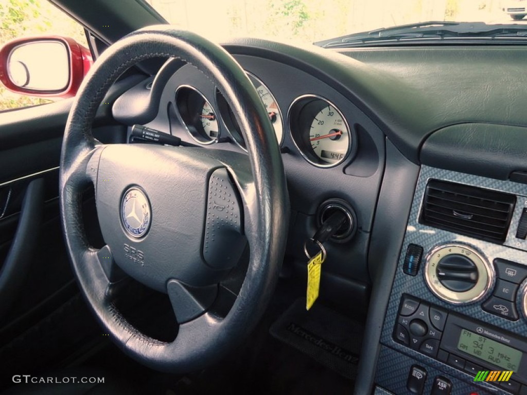 2000 Mercedes-Benz SLK 230 Kompressor Roadster Charcoal Steering Wheel Photo #72456941