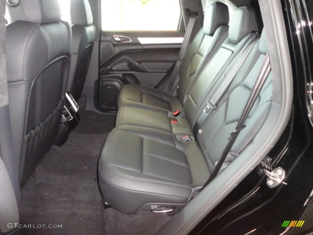 Black Interior 2013 Porsche Cayenne GTS Photo #72458172