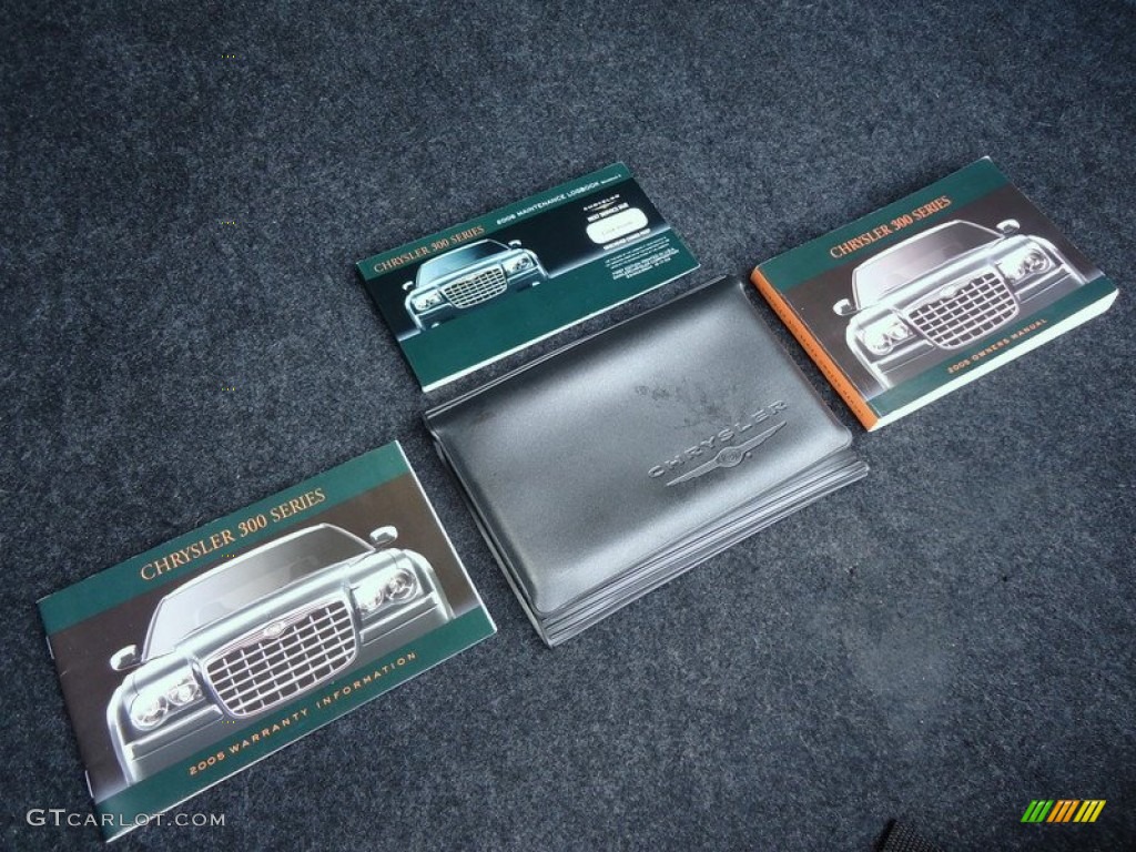 2005 Chrysler 300 Touring Books/Manuals Photos