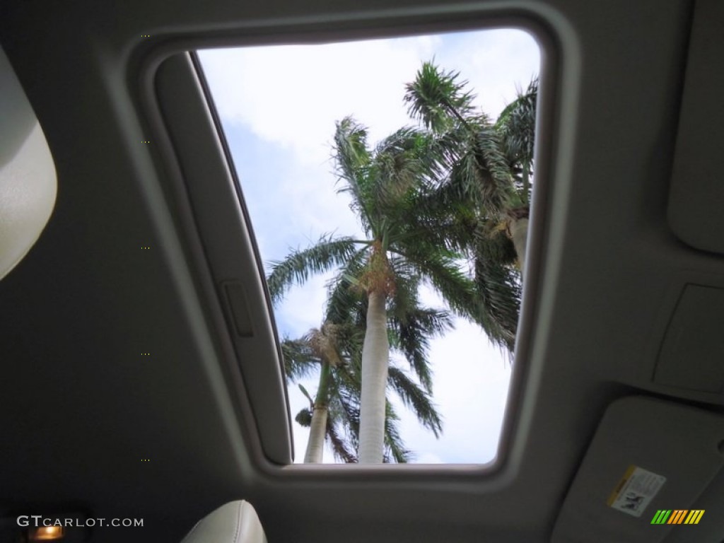 2005 Chrysler 300 Touring Sunroof Photo #72458289