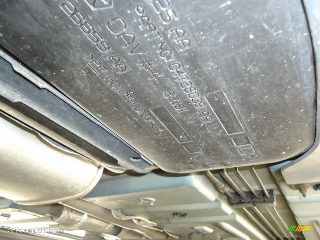 2005 Chrysler 300 Touring Undercarriage Photo #72458367