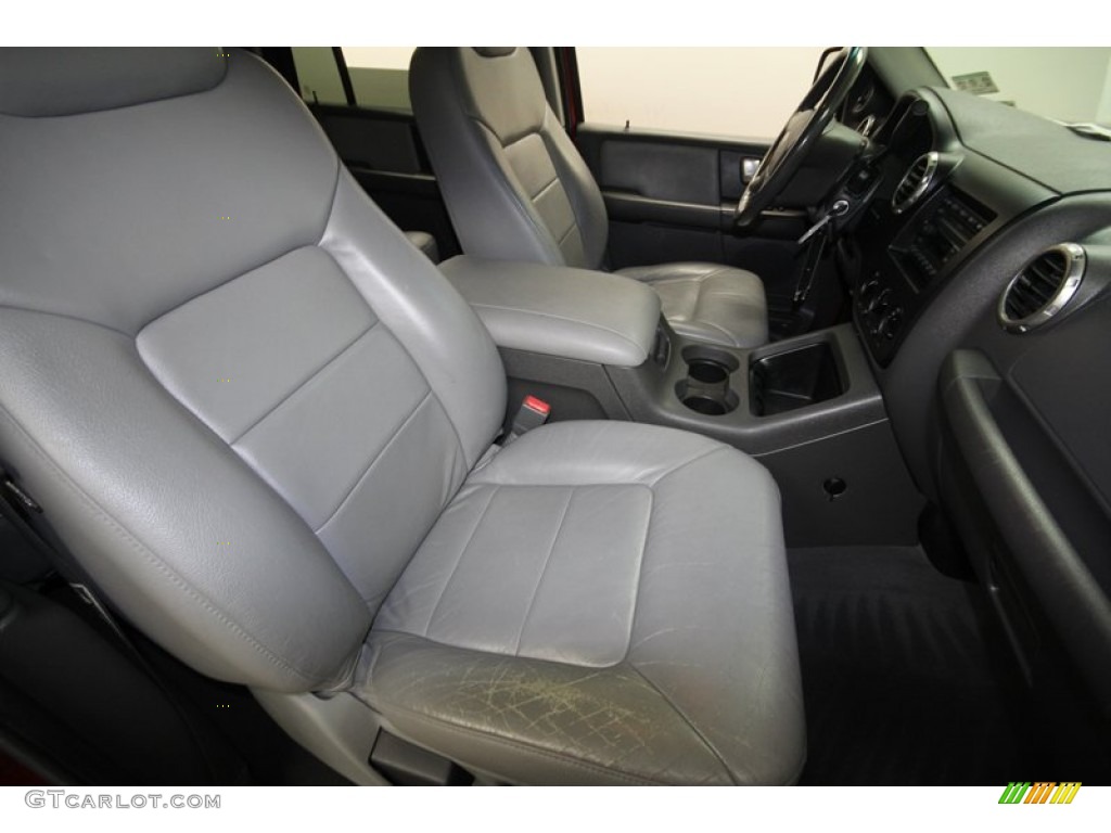 2003 Expedition XLT - Laser Red Tinted Metallic / Flint Grey photo #40