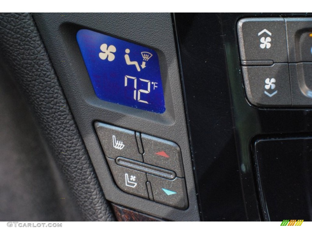 2011 Cadillac CTS -V Sedan Black Diamond Edition Controls Photo #72461331