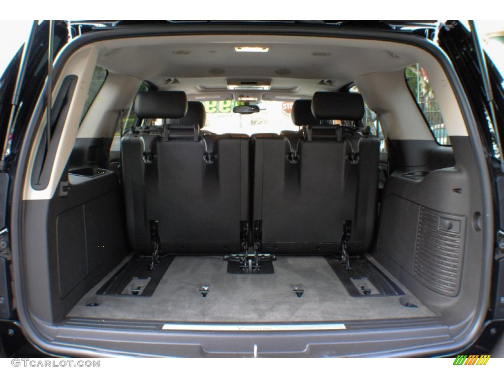2010 Cadillac Escalade Luxury AWD Trunk Photo #72461571