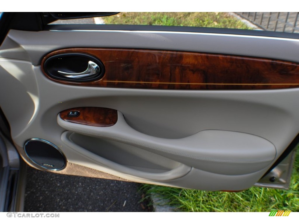 2003 Jaguar XJ XJ8 Door Panel Photos