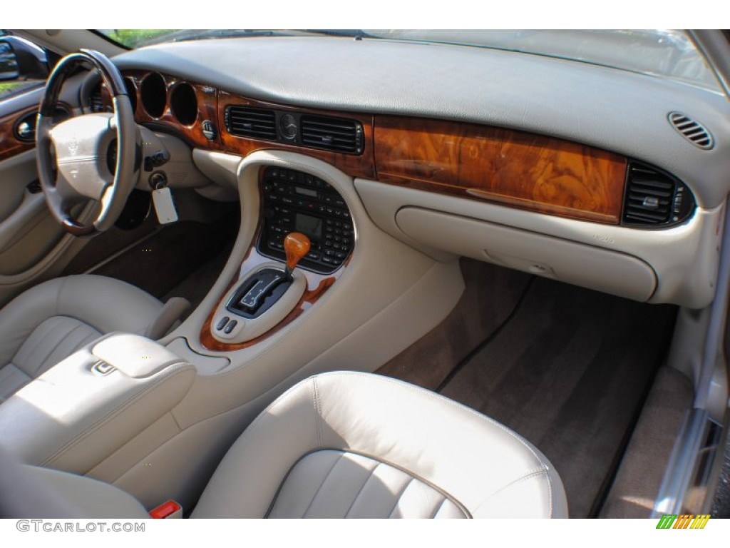 2003 XJ XJ8 - Topaz / Cashmere photo #11