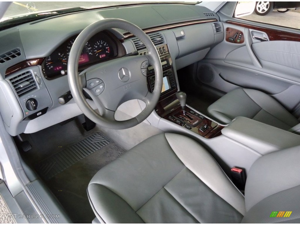Ash Interior 2000 Mercedes-Benz E 320 4Matic Sedan Photo #72462646