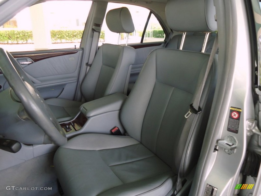 Ash Interior 2000 Mercedes-Benz E 320 4Matic Sedan Photo #72462704