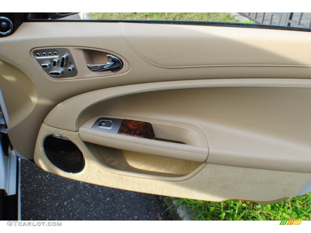 2010 Jaguar XK XKR Coupe Caramel Door Panel Photo #72462913