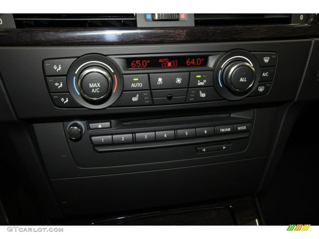 2013 BMW 3 Series 328i Convertible Controls Photo #72463366