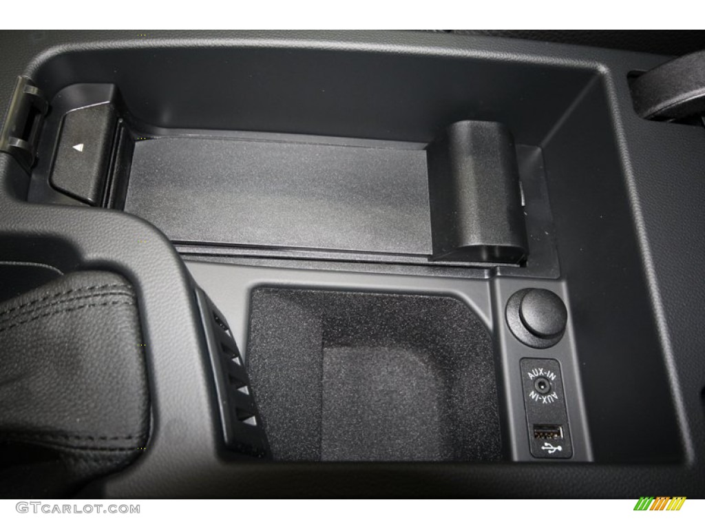 2013 3 Series 328i Coupe - Titanium Silver Metallic / Black photo #18