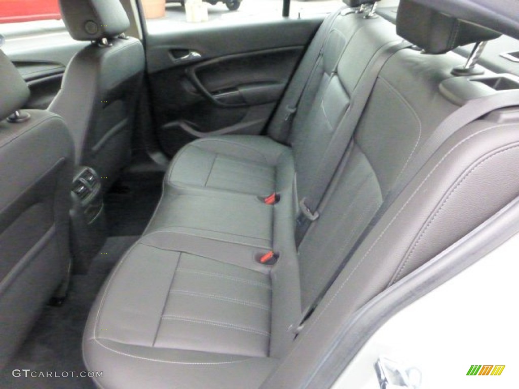 2011 Regal CXL - Stone Metallic / Ebony photo #11