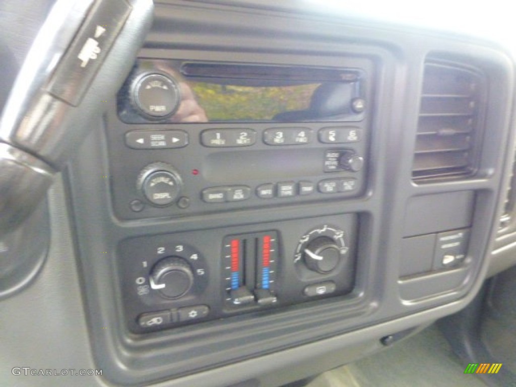 2004 Silverado 1500 LS Extended Cab 4x4 - Summit White / Dark Charcoal photo #8