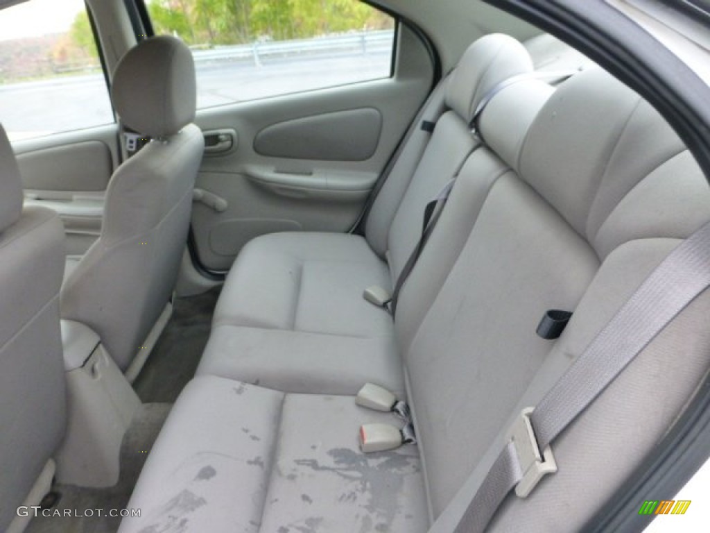 2004 Neon SXT - Stone White / Taupe photo #9