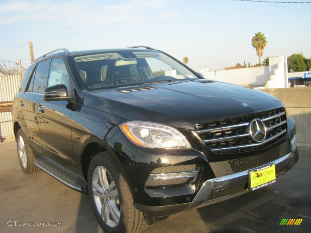 2013 ML 350 4Matic - Black / Black photo #1