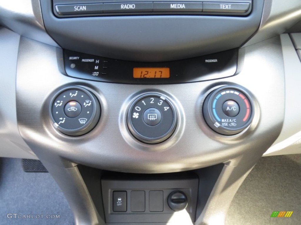 2012 Toyota RAV4 I4 Controls Photo #72472600